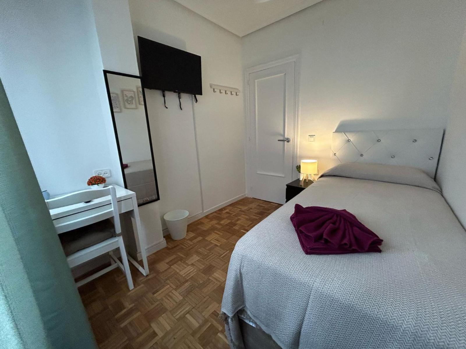 Habitaciones En Ferrocarril — Photos 1